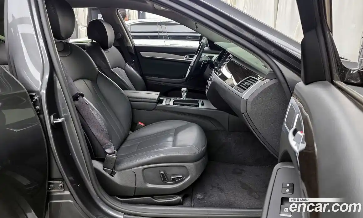 Genesis G80 2017 3.3 Автомат в Москве № 23111, фото 3