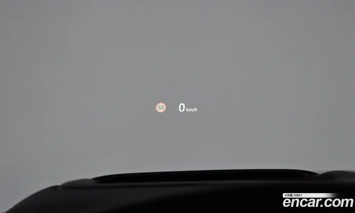 Land Rover Range-Rover Evoque 2025 2.0 Автомат в Москве № 231120, фото 16