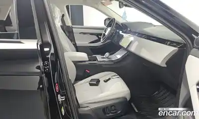 Land Rover Range-Rover Evoque 2025 2.0 Автомат в Москве № 231120, миниатюра 10