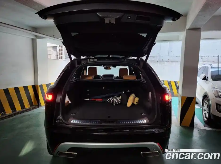 Land Rover Range-Rover Velar 2022 3.0 Автомат в Москве № 231307, фото 13