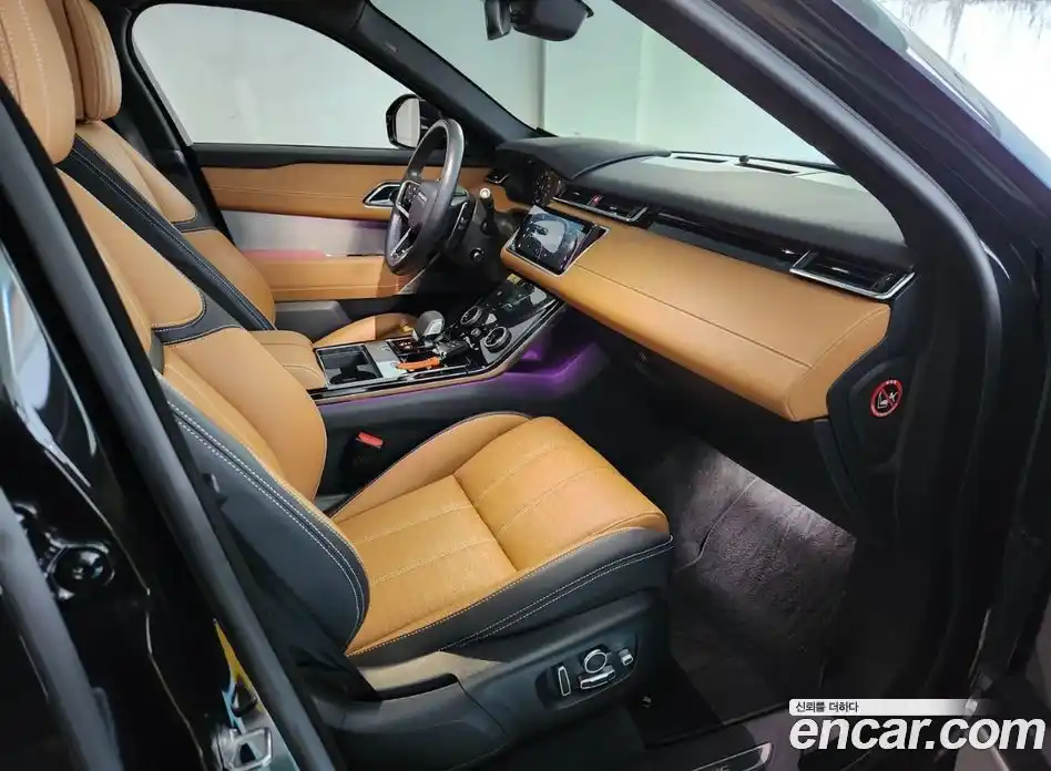 Land Rover Range-Rover Velar 2022 3.0 Автомат в Москве № 231307, фото 16