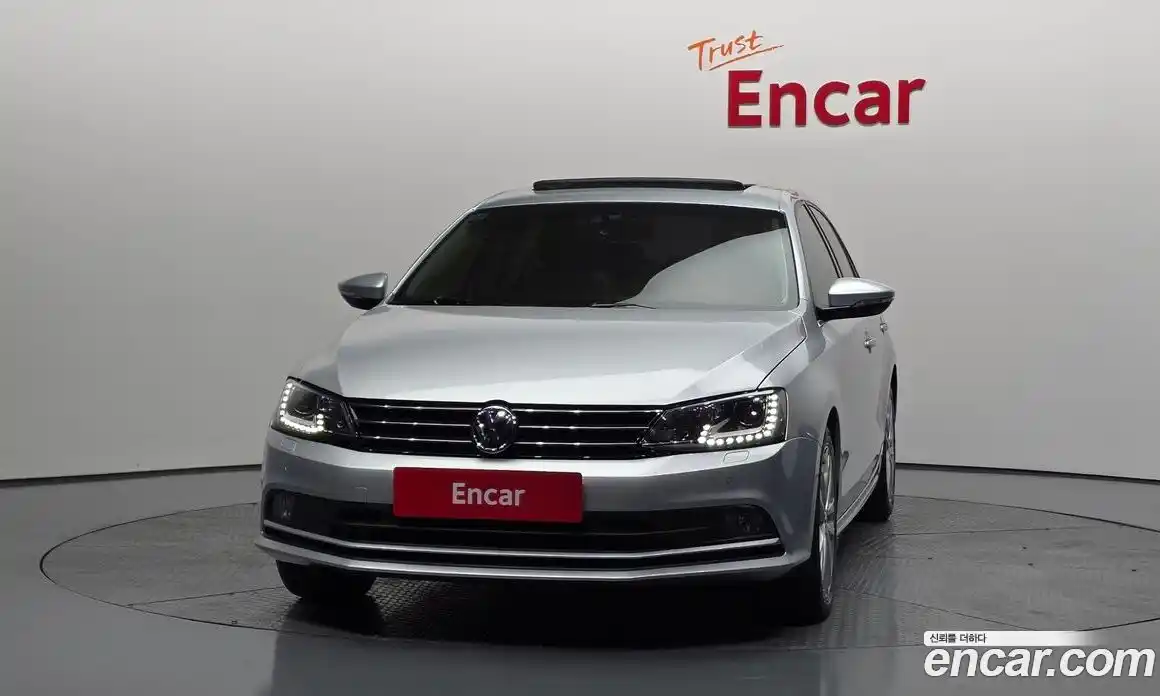 Volkswagen Jetta 2015 2.0 Автомат в Москве № 232148, фото 6