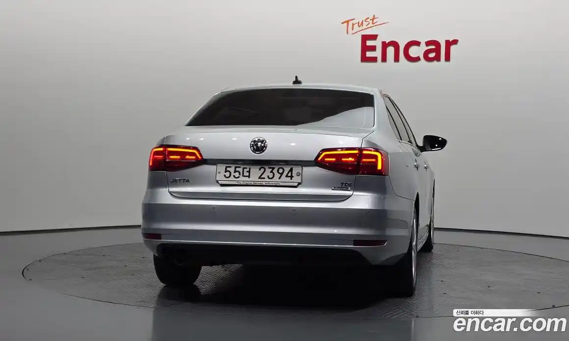 Volkswagen Jetta 2015 2.0 Автомат в Москве № 232148, фото 10