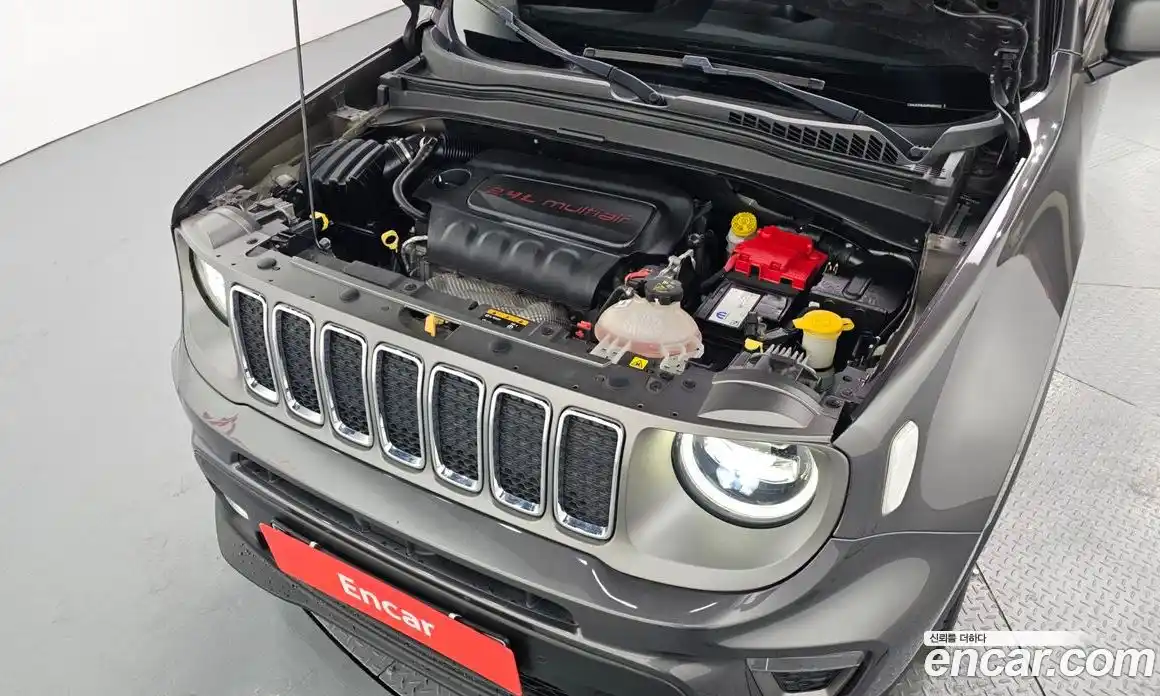 Jeep Renegade 2021 2.4 Автомат в Москве № 232326, фото 17