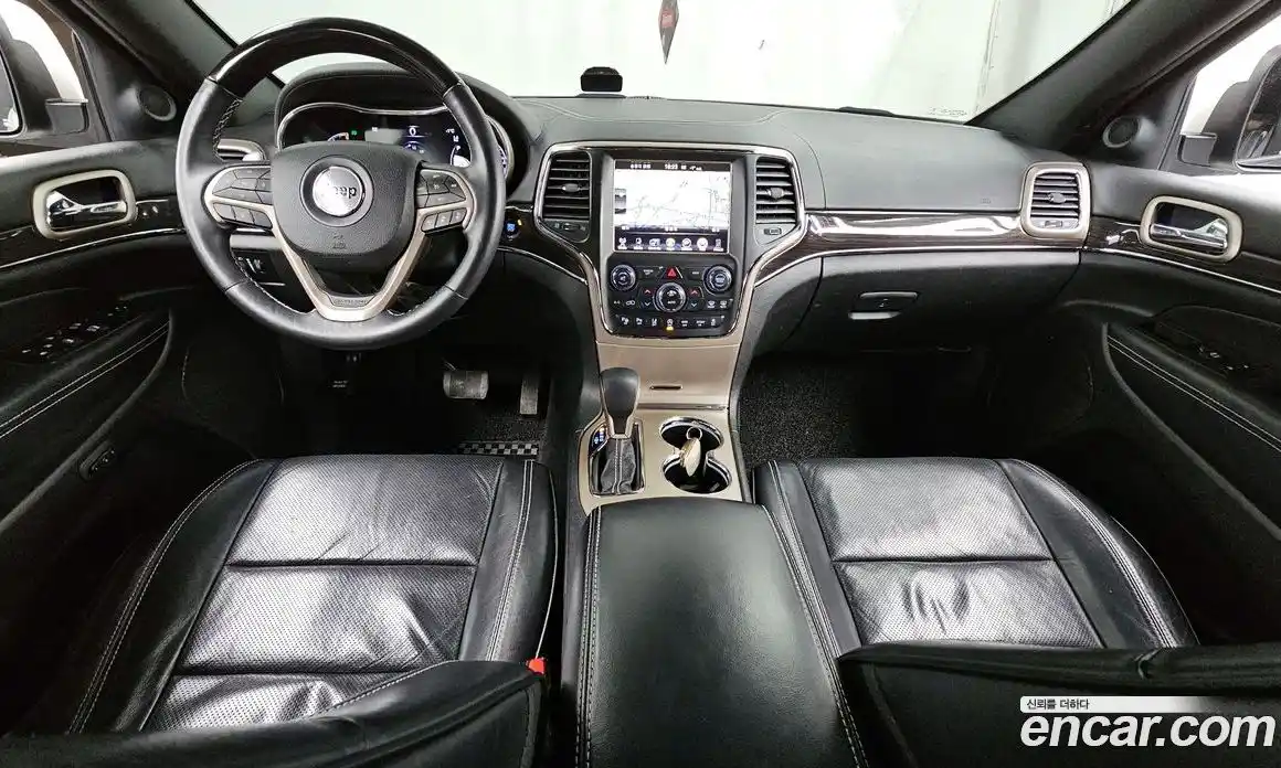 Jeep Cherokee 2017 3.0 Автомат в Москве № 232678, фото 12