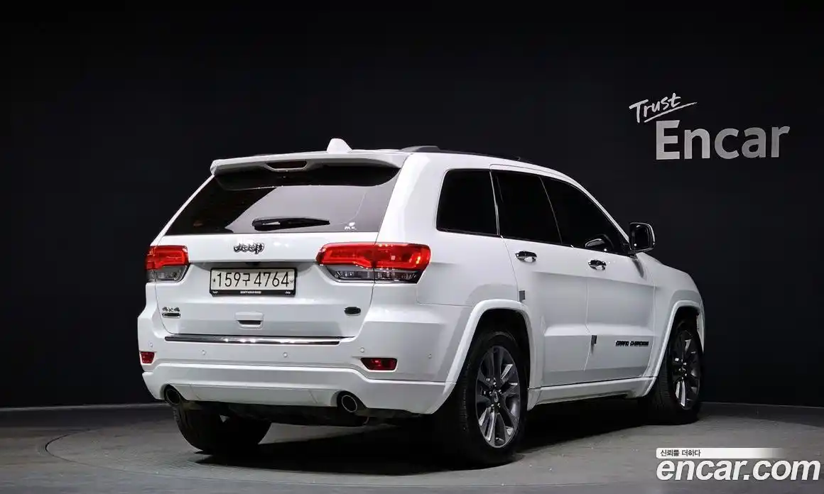 Jeep Cherokee 2017 3.0 Автомат в Москве № 232678, фото 20