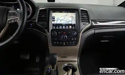 Jeep Cherokee 2017 3.0 Автомат в Москве № 232678, миниатюра 5