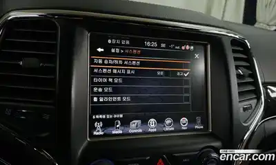 Jeep Cherokee 2017 3.0 Автомат в Москве № 232678, миниатюра 9