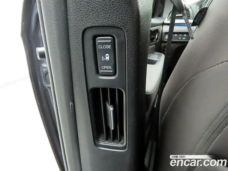 Honda Odyssey 2022 3.5 Автомат в Москве № 232960, фото 17