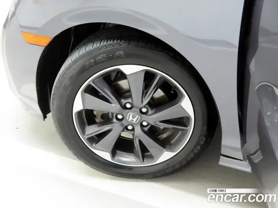 Honda Odyssey 2022 3.5 Автомат в Москве № 232960, фото 19