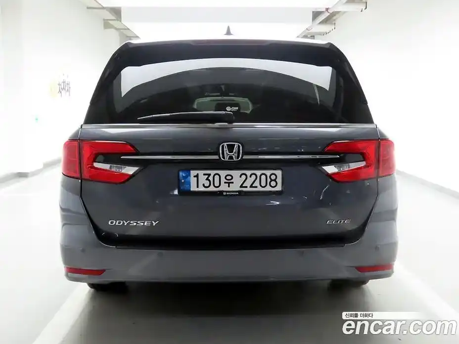Honda Odyssey 2022 3.5 Автомат в Москве № 232960, фото 4