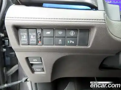 Honda Odyssey 2022 3.5 Автомат в Москве № 232960, миниатюра 10