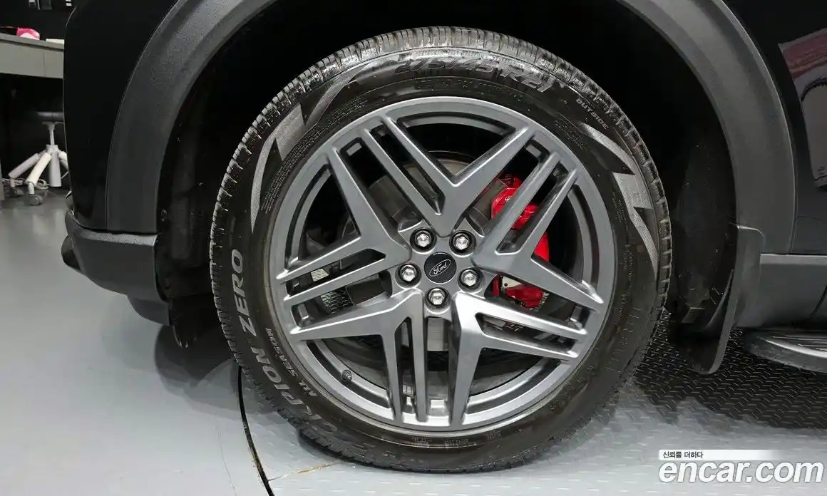 Ford Explorer 2025 2.3 Автомат в Москве № 233037, фото 5