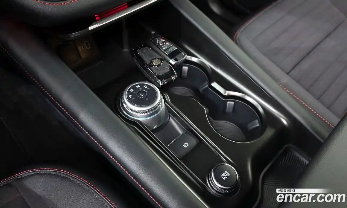 Ford Explorer 2025 2.3 Автомат в Москве № 233037, фото 9