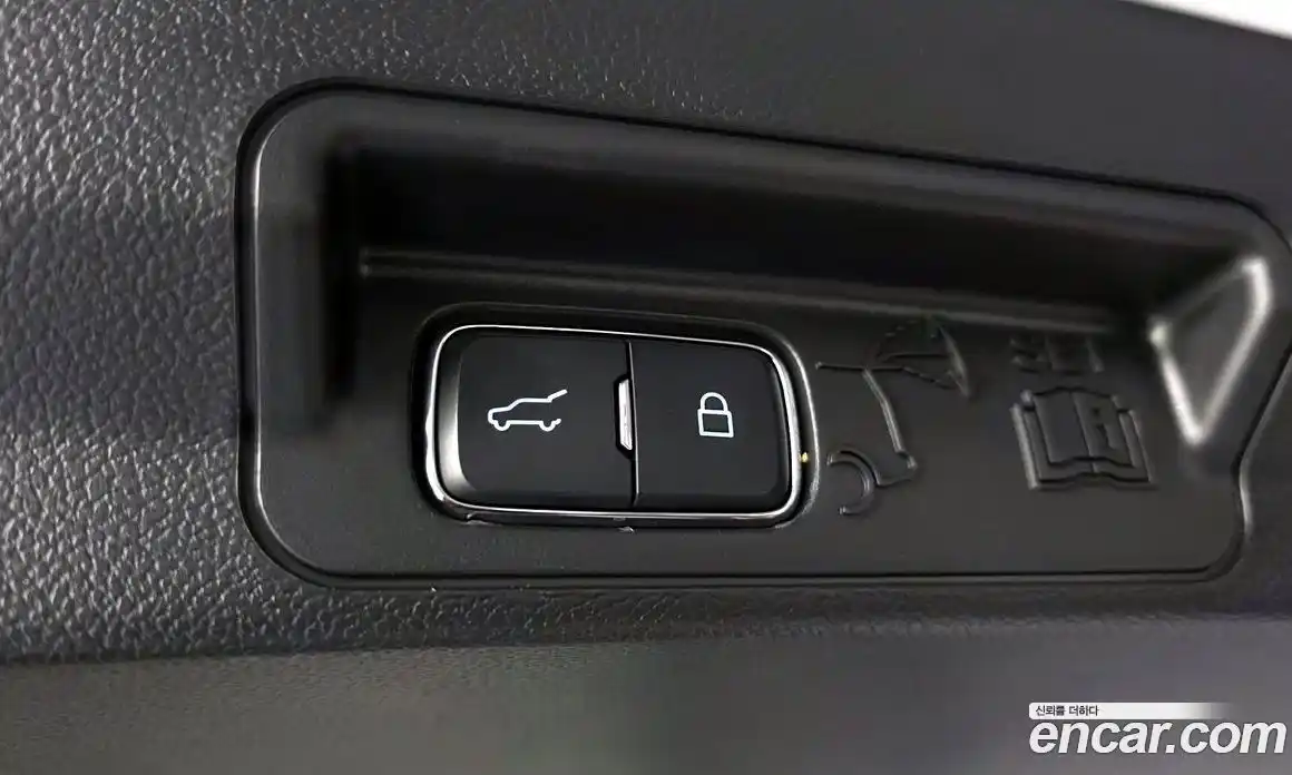 Ford Explorer 2025 2.3 Автомат в Москве № 233059, фото 17