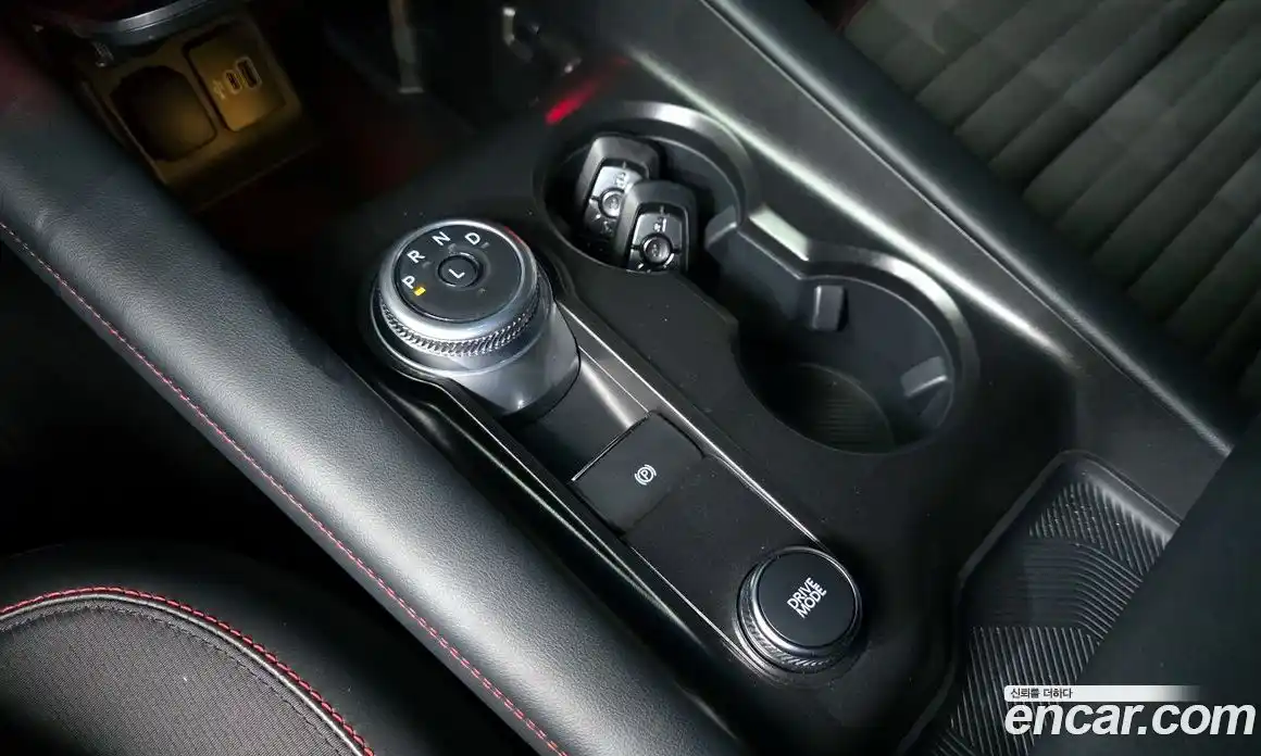 Ford Explorer 2025 2.3 Автомат в Москве № 233059, фото 9