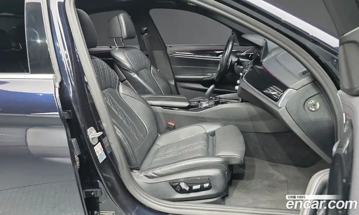 BMW 5-Series 2019 2.0 Автомат в Москве № 236624, фото 17