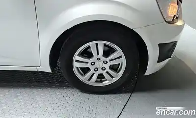 Chevrolet Aveo 2016 1.4 Автомат в Москве № 24643, миниатюра 2