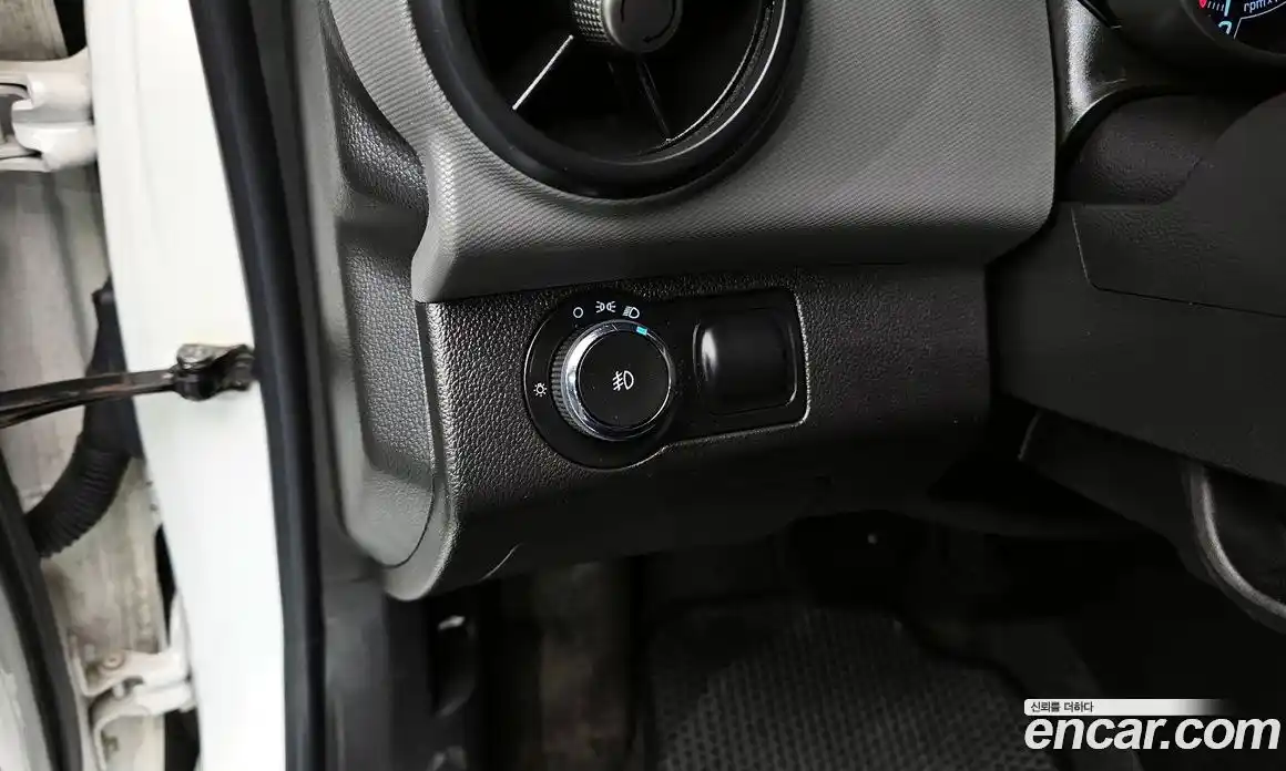 Chevrolet Aveo 2016 1.4 Автомат в Москве № 24643, фото 5