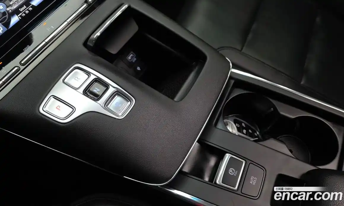 Hyundai Grandeur 2022 2.5 Автомат в Москве № 246517, фото 17