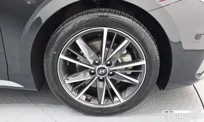 Hyundai Grandeur 2022 2.5 Автомат в Москве № 246517, миниатюра 8