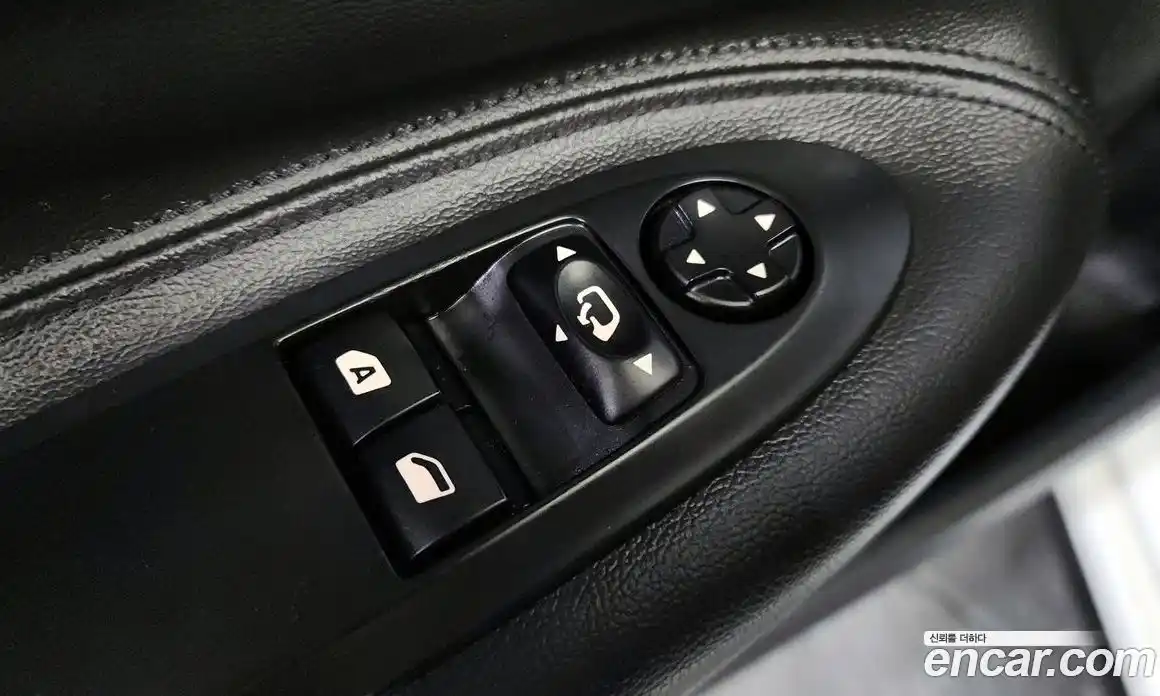 Citroen DS3 2015 1.6 Автомат в Москве № 256800, фото 13