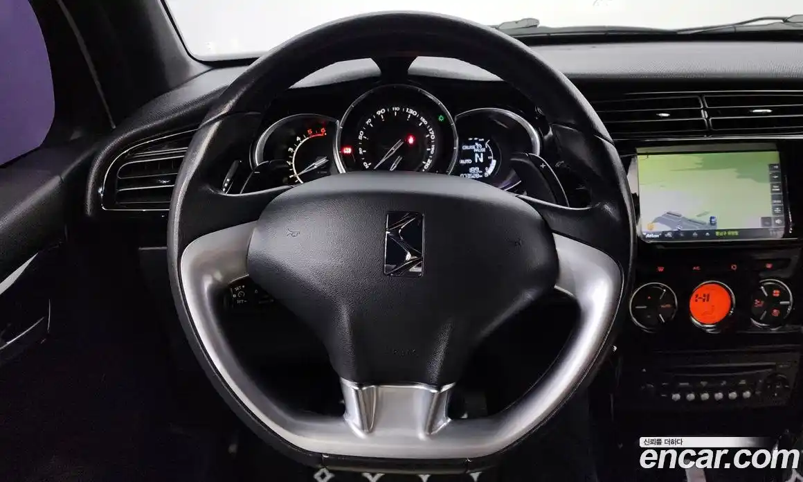 Citroen DS3 2015 1.6 Автомат в Москве № 256800, фото 14