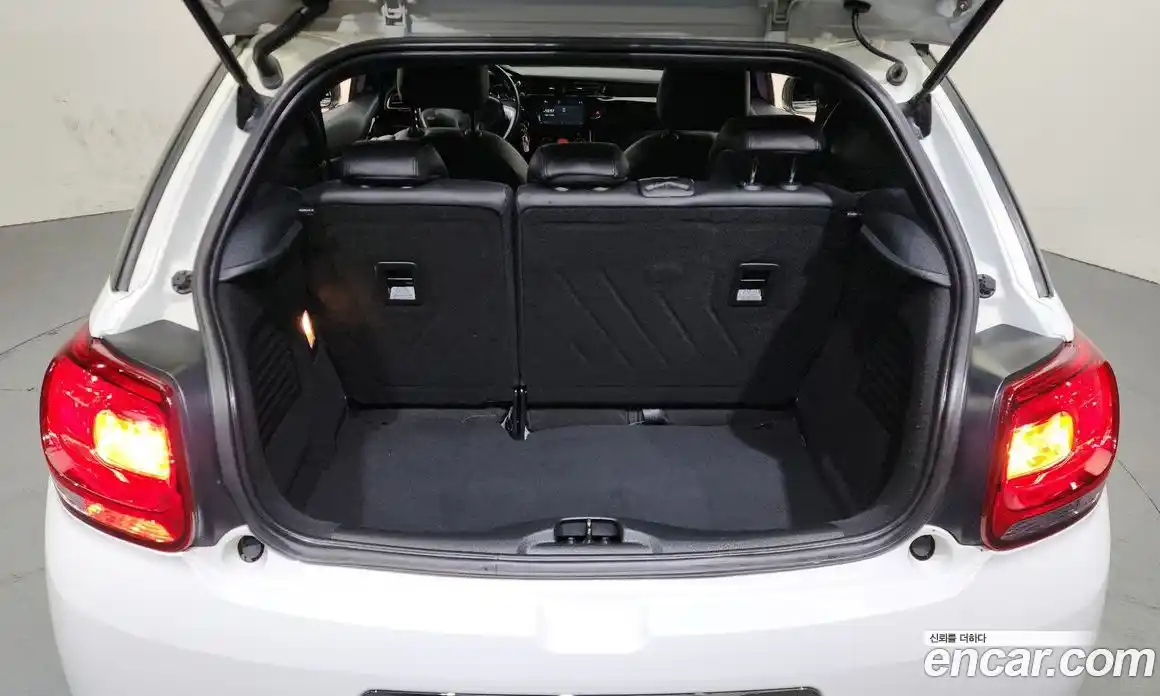 Citroen DS3 2015 1.6 Автомат в Москве № 256800, фото 20