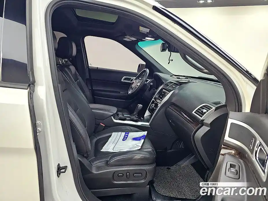 Ford Explorer 2015 3.5 Автомат в Москве № 257693, фото 11