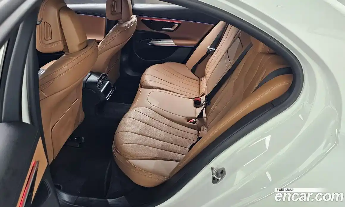 Mercedes-Benz E-Class 2025 2.0 Автомат в Москве № 262030, фото 12