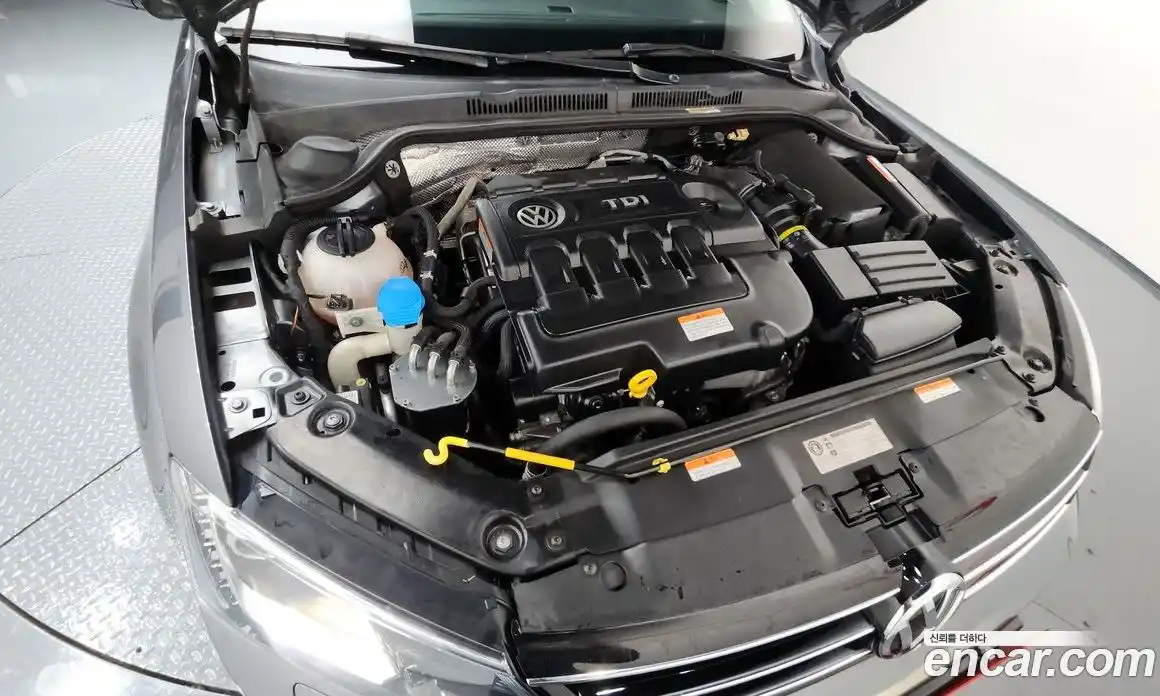 Volkswagen Jetta 2015 2.0 Автомат в Москве № 272733, фото 16