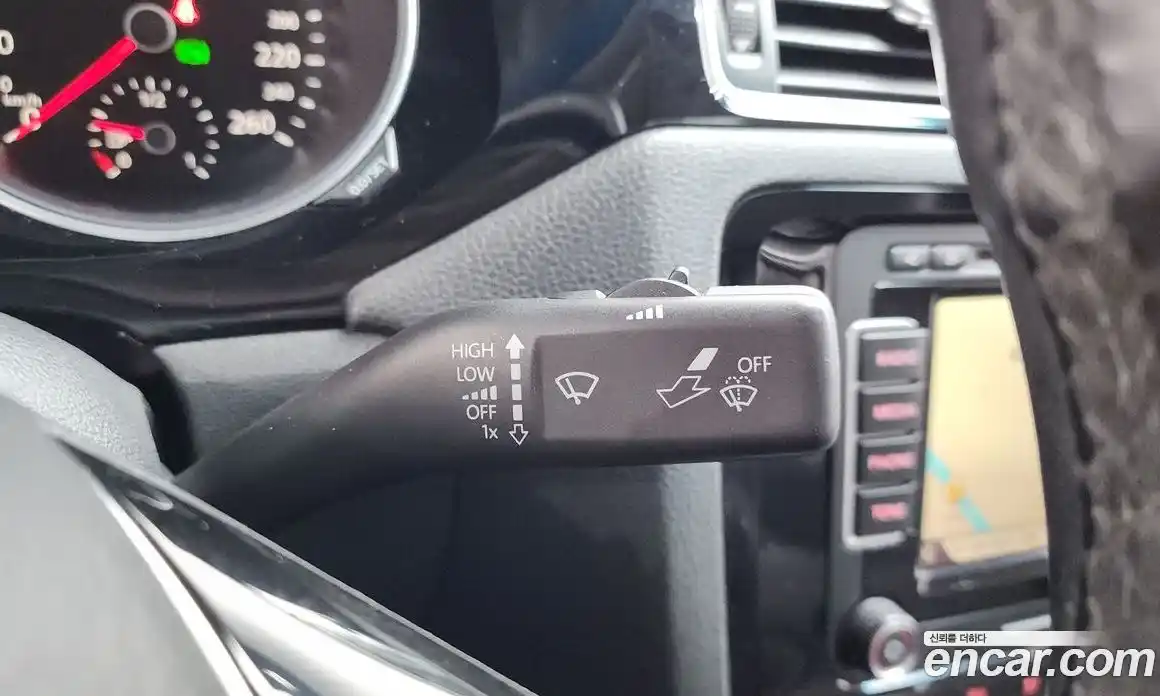 Volkswagen Jetta 2015 2.0 Автомат в Москве № 272733, фото 5