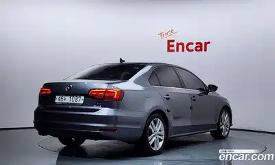 Volkswagen Jetta 2015 2.0 Автомат в Москве № 272733, миниатюра 8