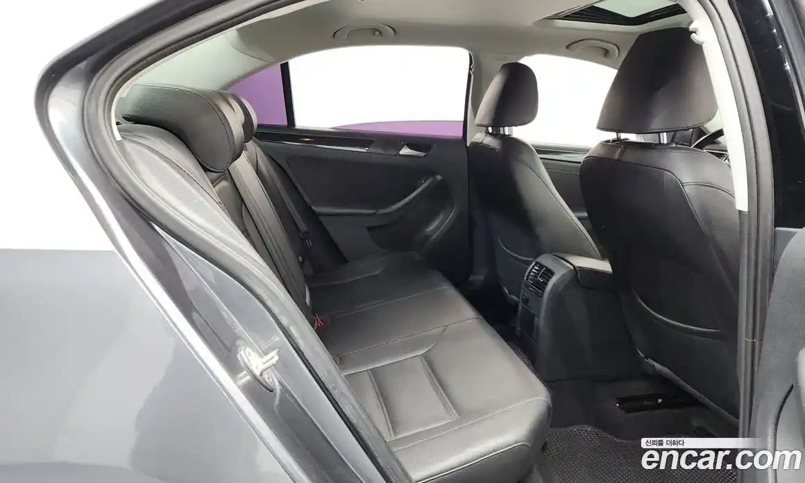 Volkswagen Jetta 2015 2.0 Автомат в Москве № 272733, фото 9