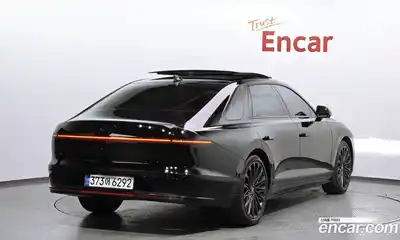 Hyundai Grandeur 2023 2.5 Автомат в Москве № 283616, миниатюра 2