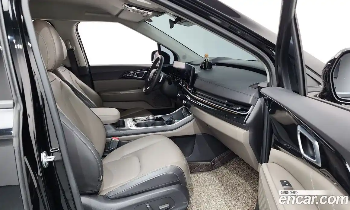 Kia Canival 2024 2.2 Автомат в Москве № 287636, фото 14