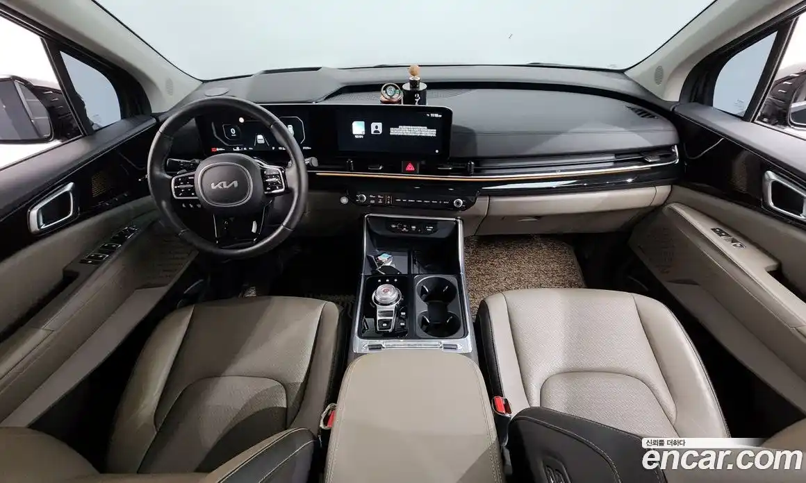 Kia Canival 2024 2.2 Автомат в Москве № 287636, фото 3