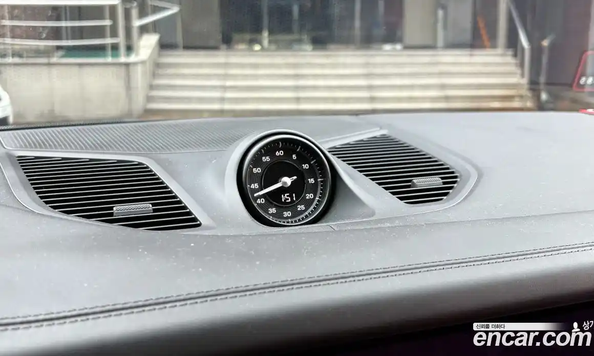 Porsche Cayenne 2025 3.0 Автомат в Москве № 297326, фото 13