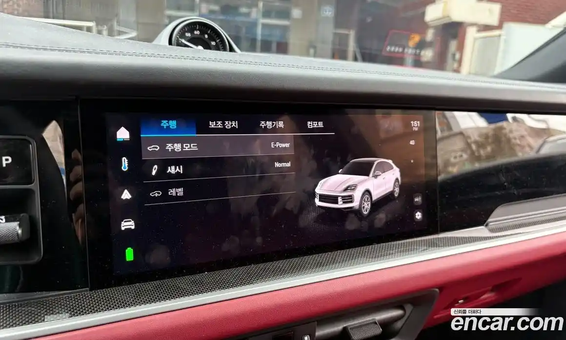 Porsche Cayenne 2025 3.0 Автомат в Москве № 297326, фото 16