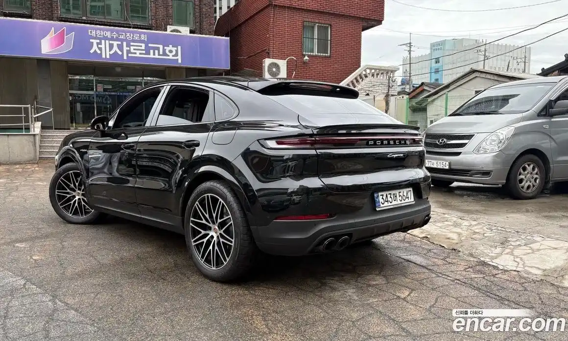 Porsche Cayenne 2025 3.0 Автомат в Москве № 297326, фото 3