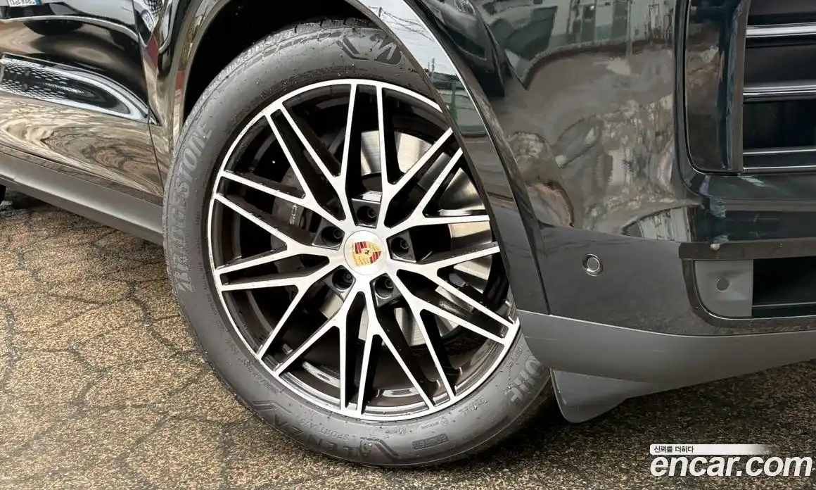 Porsche Cayenne 2025 3.0 Автомат в Москве № 297326, фото 7