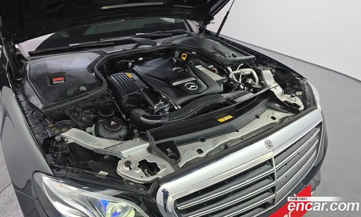 Mercedes-Benz E-Class 2018 2.0 Автомат в Москве № 307648, фото 13