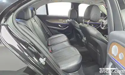 Mercedes-Benz E-Class 2018 2.0 Автомат в Москве № 307648, миниатюра 8