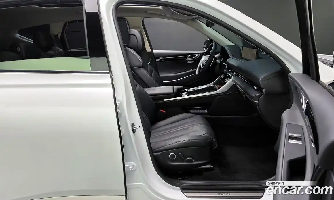 Genesis GV80 2020 2.5 Автомат в Москве № 308836, фото 4