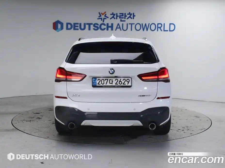 BMW X1 2022 2.0 Автомат в Москве № 319028, фото 4