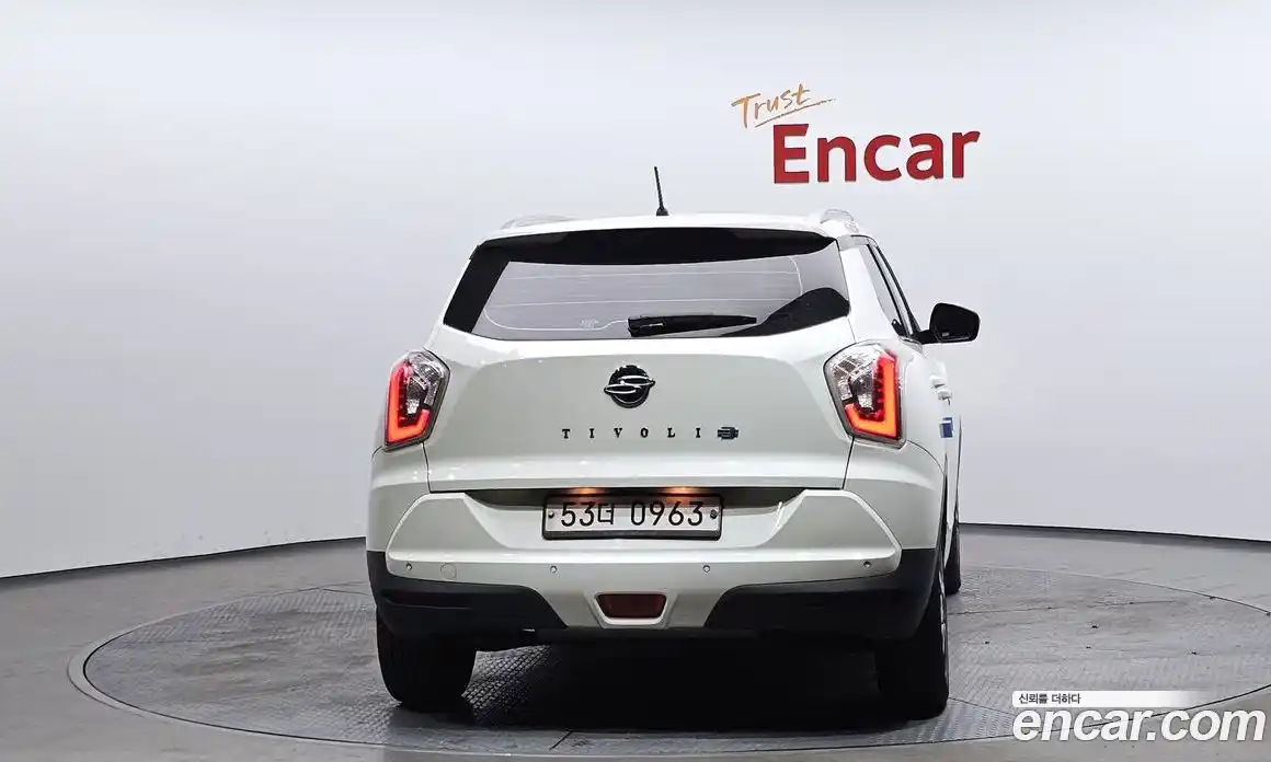 SsangYong TIBOLI 2016 1.6 Автомат в Москве № 32070, фото 12