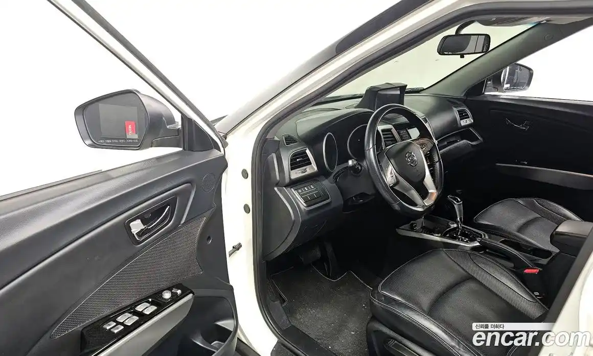 SsangYong TIBOLI 2016 1.6 Автомат в Москве № 32070, фото 15