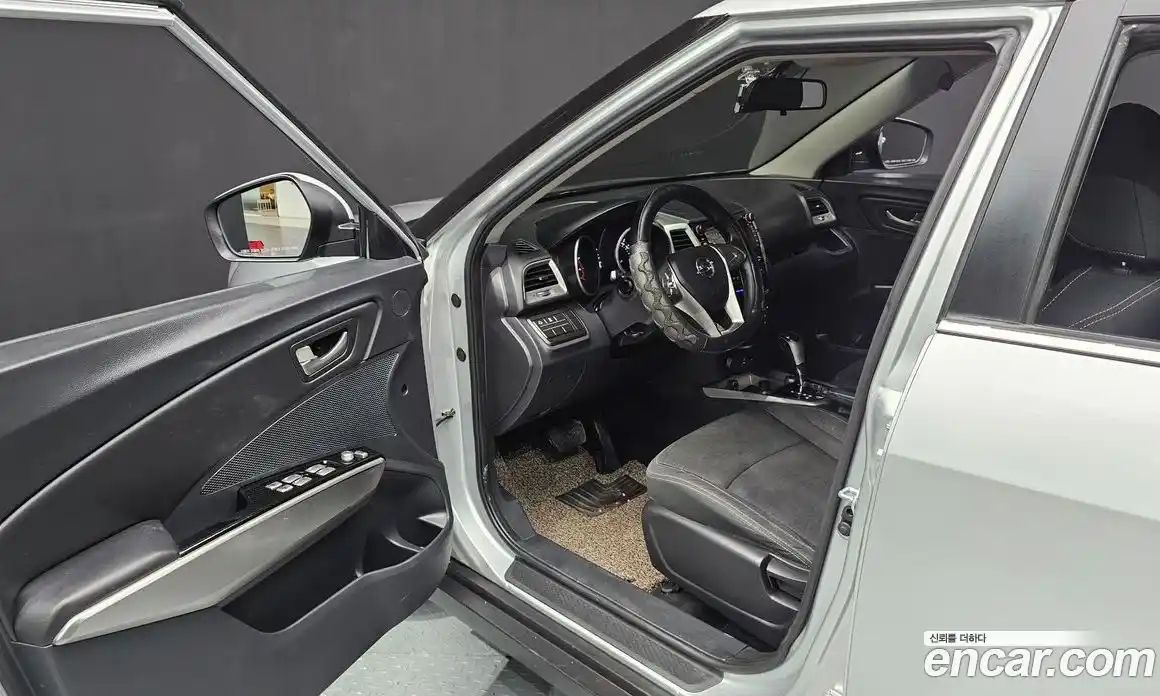 SsangYong TIBOLI 2015 1.6 Автомат в Москве № 32817, фото 13