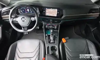 Volkswagen Jetta, 2021