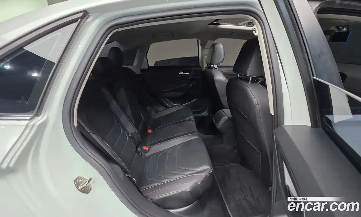 Volkswagen Jetta 2021 1.4 Автомат в Москве № 329847, фото 9